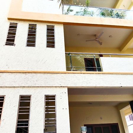 Sai Bliss Home Stay Puttaparthi Exterior foto